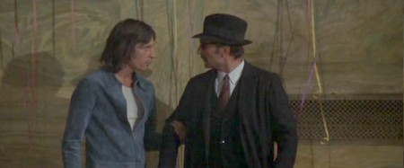 4 mosche di velluto grigio 1