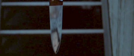 4 mosche di velluto grigio 13