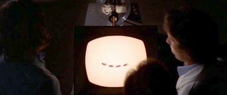 4 mosche di velluto grigio 14