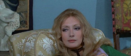 Il prato macchiato di rosso 8