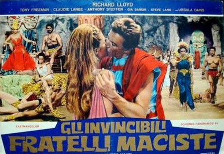 Gli invincibili fratelli Maciste lobby card