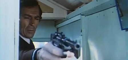 La ragazza di via Condotti 1