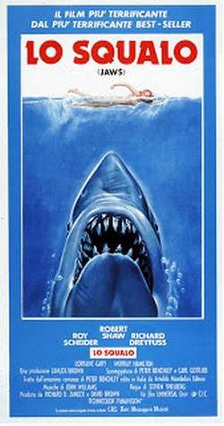 2 Lo squalo locandina