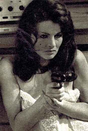 La gatta in calore foto 7