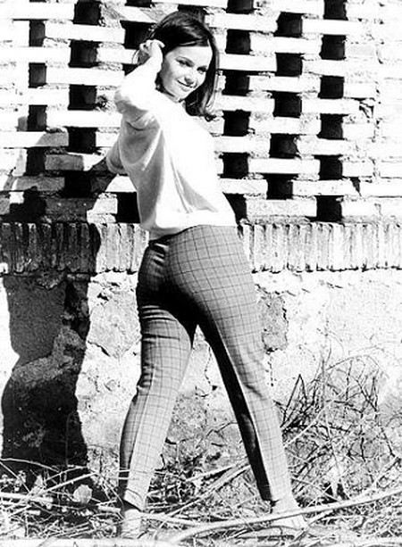 Laura Antonelli photobook 9