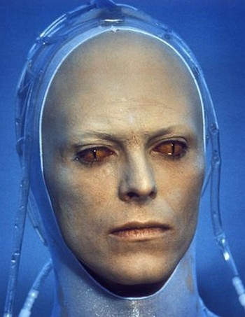 L'uomo che cadde sulla terra foto 4