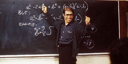 3 Edward James Olmos - La forza della volontà