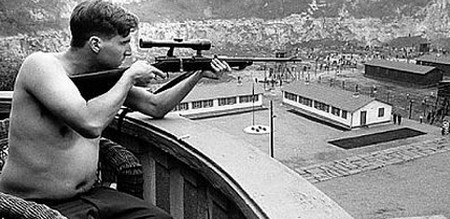 5 Ralph Fiennes - Schindler's List