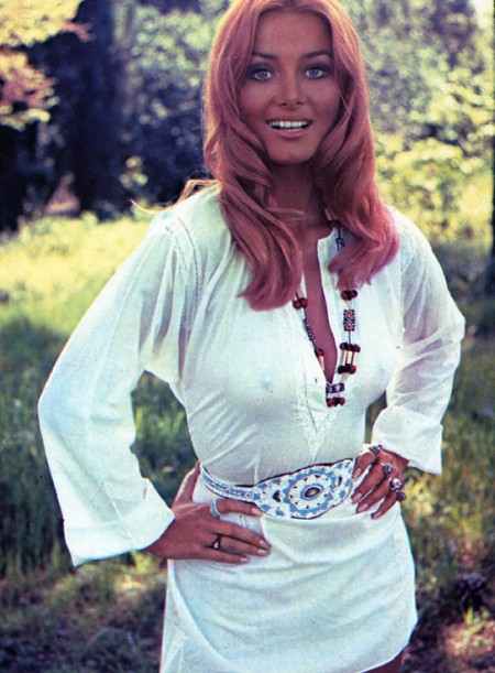 Barbara Bouchet Photobook 19