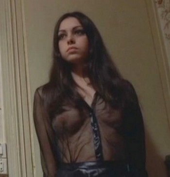 Female vampire foto 5