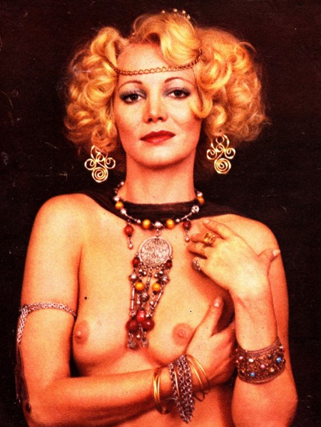 Lucretia Love Photogallery 15