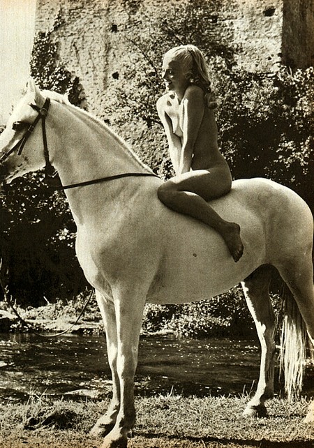 Lucretia Love Photogallery 20