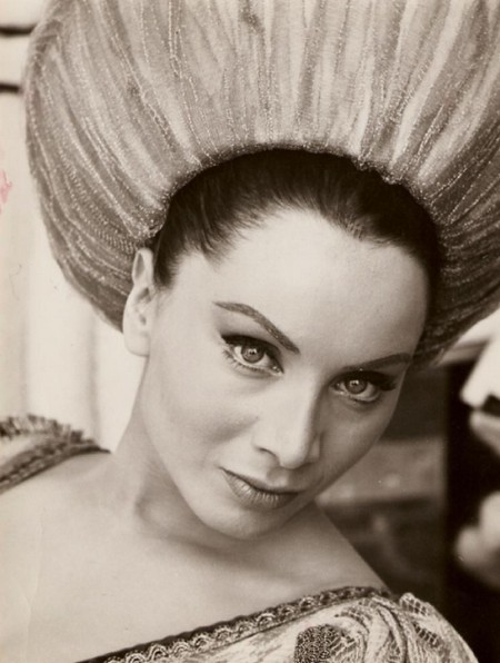 Maria Grazia Buccella Photobook 21