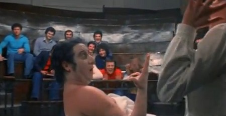 La dottoressa sotto il lenzuolo 1