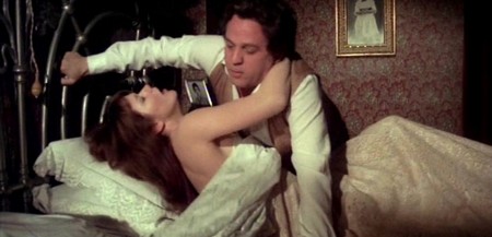 Agostina Belli Duecuori una cappella