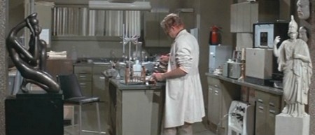 1975 occhi bianchi sul pianeta terra 3