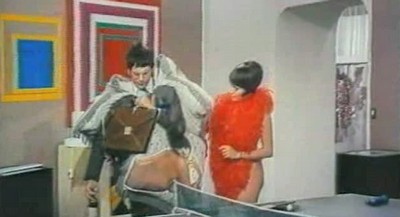 Dove vai tutta nuda 14