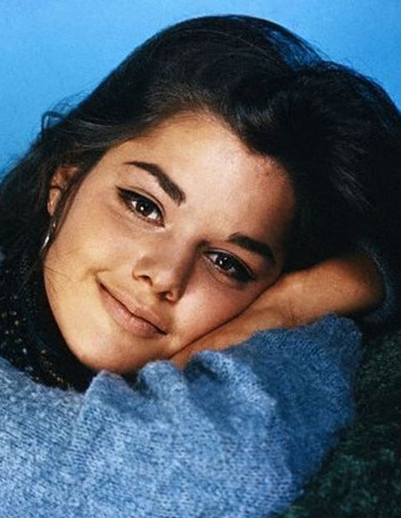 Tina Aumont Photobook 12