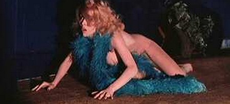 7 femmine per un sadico 12