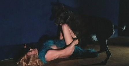 7 femmine per un sadico 8