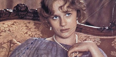 Dominique Sanda Grupo di famiglia in un interno