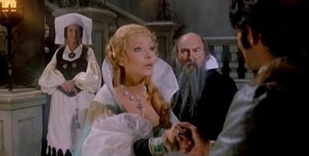 La morte va a braccetto con le vergini 6