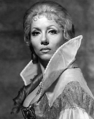 La morte va a braccetto con le vergini foto