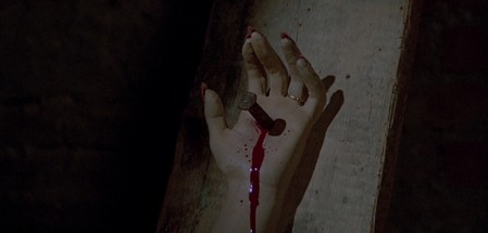 L'assassino ha riservato 9 poltrone 16