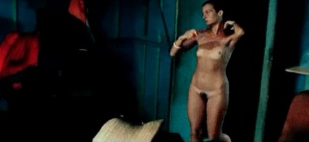 Cannibal holocaust 16