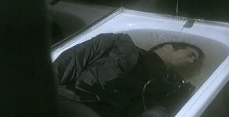 Il buio intorno a Monica 9