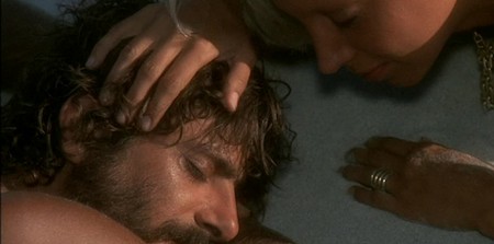 Travolti da un insolito destino nell’azzurro mare d’agosto 12