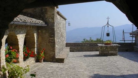 Per grazia ricevuta location Allo Speco di San Francesco nei pressi di Sant'Urbano di Narni