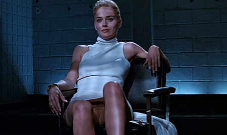 2 Basic instinct foto