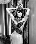 3-5 Rhonda Fleming Gli amori di Cleopatra&nbsp;1953