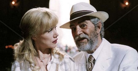 5 Nino Manfredi Meglio tardi che mai 1999