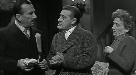 1-23 Totò, Peppino e i fuorilegge