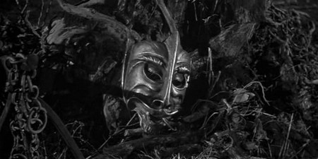 1-1 La maschera del demonio