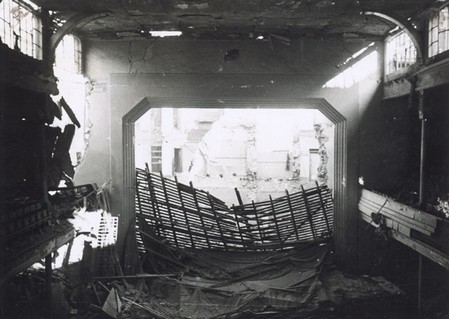 a- Cinema Maffei Torino bombardato