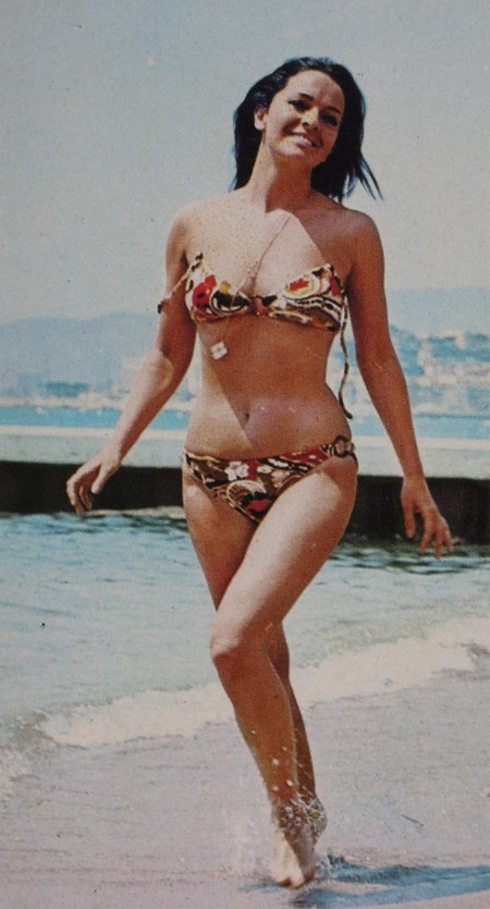 Lisa Gastoni Photobook 3