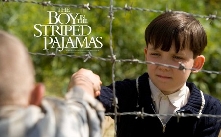 3-14-il-bambino-con-il-pigiama-a-righe