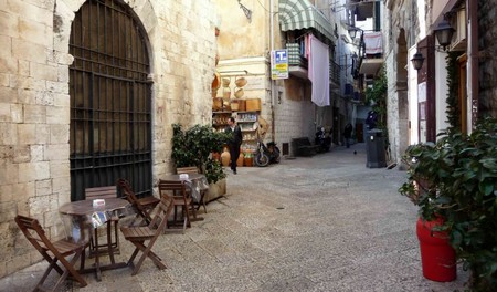 3-16-e-la-chiamano-estate-bari