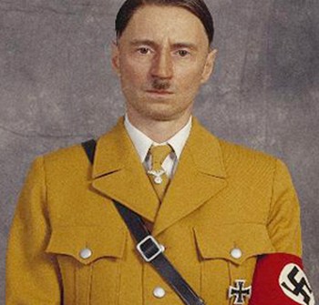 5-10-robert-carlyle-il-giovane-hitler