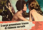 I corpi presentano tracce di violenza carnale
